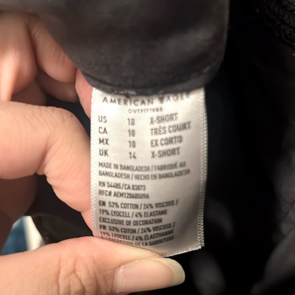 American Eagle Short 27” high rise cargo jeggings - Picture 2 of 4